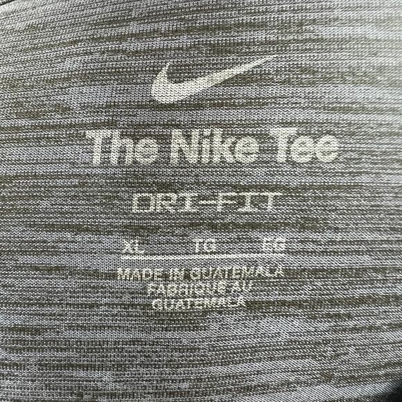 NIKE New York Yankees Navy Blue Tee Top Short Sleeves Crew DriFit Size XL - Picture 5 of 7